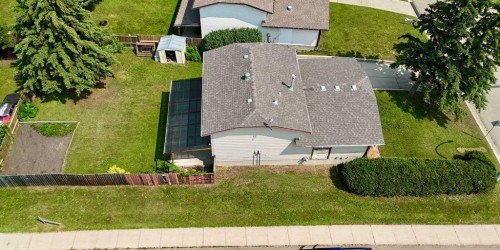 12 Opal Close, Lacombe, AB - Outdoor