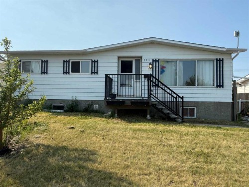 275 7 Street SE Three Hills, AB T0M 2A0