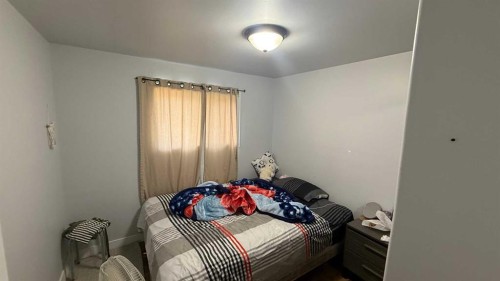 275 7 Street Se, Three Hills, AB - Indoor Photo Showing Other Room