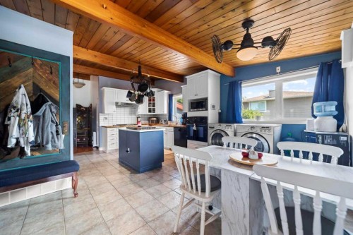 318 Main Street, Ferintosh, AB - Indoor