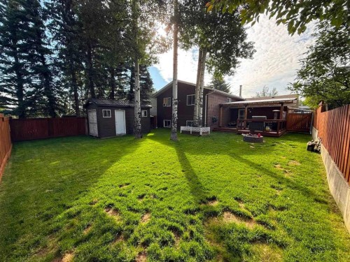 165 Hansen Drive, Hinton, AB - Outdoor
