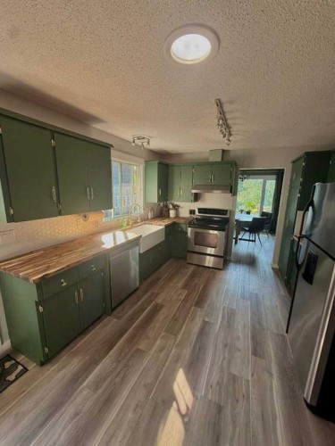 165 Hansen Drive, Hinton, AB - Indoor