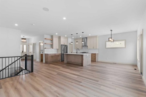 368 Timberlands Drive, Red Deer, AB - Indoor Photo Showing Kitchen With Upgraded Kitchen