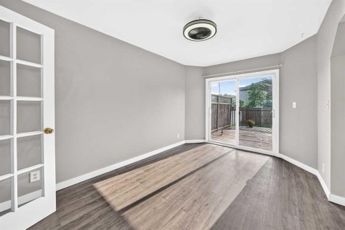 37 Kennings Crescent, Red Deer, AB - Indoor Photo Showing Other Room