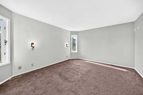37 Kennings Crescent, Red Deer, AB - Indoor Photo Showing Other Room