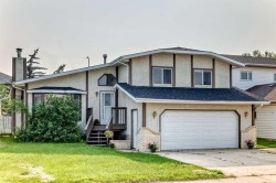 37 Kennings Crescent Red Deer, AB T4P 3M8
