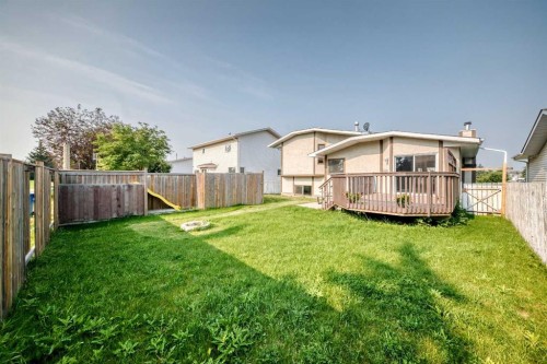 37 Kennings Crescent, Red Deer, AB - Outdoor With Deck Patio Veranda With Backyard