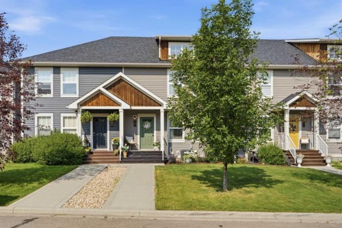 14 Reid Court  Sylvan Lake, AB T4S 0L9
