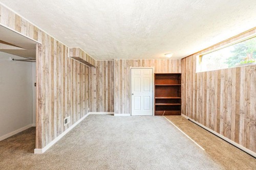 88-Mount Pleasant Drive, Camrose, AB - Indoor Photo Showing Other Room