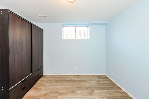 88-Mount Pleasant Drive, Camrose, AB - Indoor Photo Showing Other Room