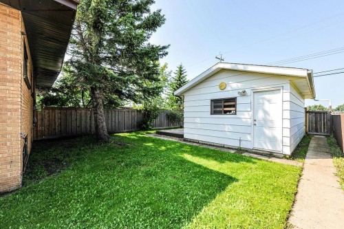 88-Mount Pleasant Drive, Camrose, AB - Outdoor
