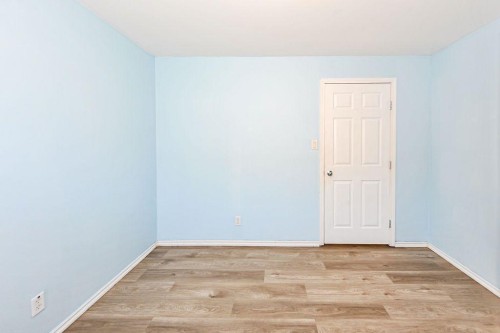 88-Mount Pleasant Drive, Camrose, AB - Indoor Photo Showing Other Room