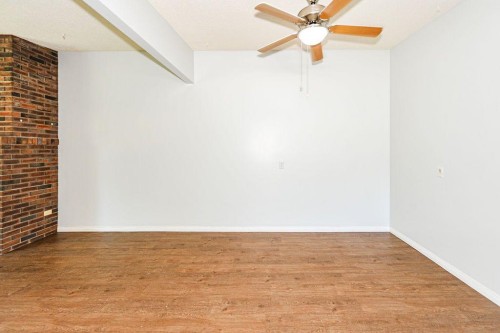 88-Mount Pleasant Drive, Camrose, AB - Indoor Photo Showing Other Room