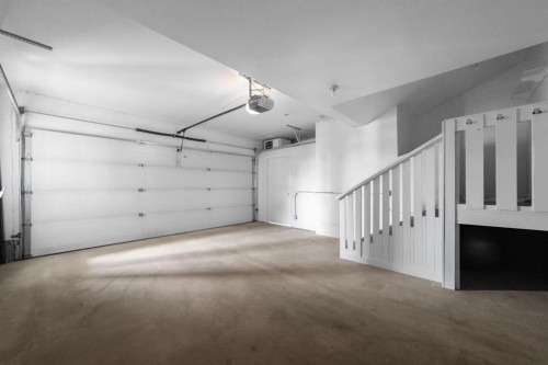 6210 53 Avenue, Camrose, AB - Indoor Photo Showing Garage