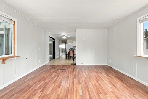 #9-5235 50 Street, Caroline, AB 