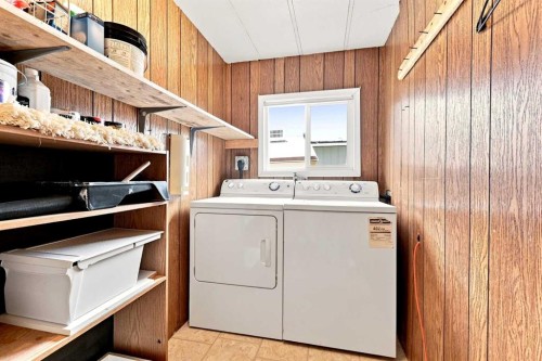 #9-5235 50 Street, Caroline, AB 