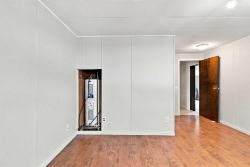 #9-5235 50 Street, Caroline, AB 