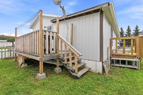 #9-5235 50 Street, Caroline, AB 