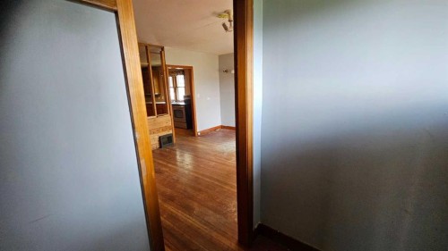 4729 Windsor Avenue, Coronation, AB - Indoor Photo Showing Other Room