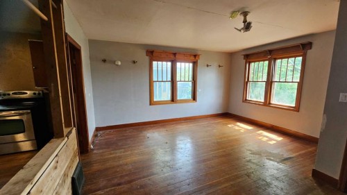 4729 Windsor Avenue, Coronation, AB - Indoor Photo Showing Other Room