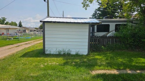 4729 Windsor Avenue, Coronation, AB - Outdoor