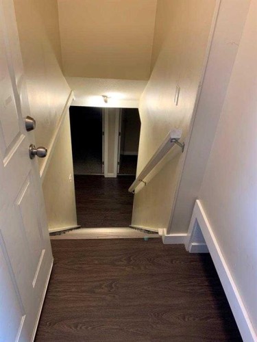 6014 56 Avenue, Red Deer, AB - Indoor Photo Showing Other Room