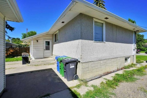 6014 56 Avenue, Red Deer, AB - Outdoor With Exterior