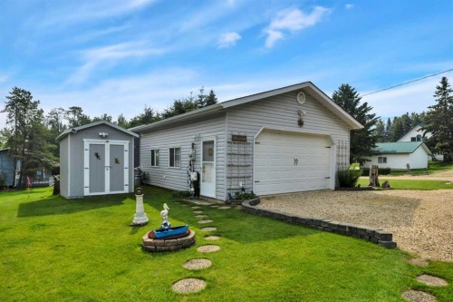 76 Buskmose Drive, Grandview, AB - Outdoor