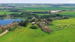 40207 Range Road Extension 272  Rural Lacombe County, AB T4L 2N1