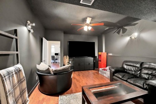 100 Vincent Close, Red Deer, AB - Indoor