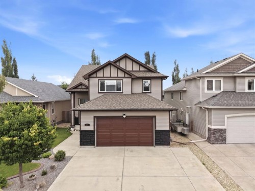 100 Vincent Close, Red Deer, AB - Outdoor