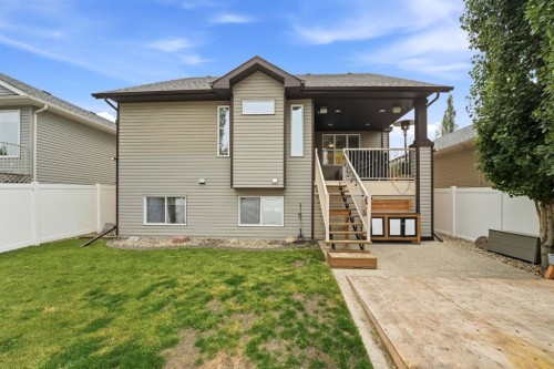 100 Vincent Close, Red Deer, AB - Outdoor