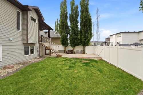100 Vincent Close, Red Deer, AB - Outdoor