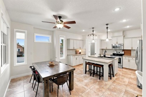 100 Vincent Close, Red Deer, AB - Indoor