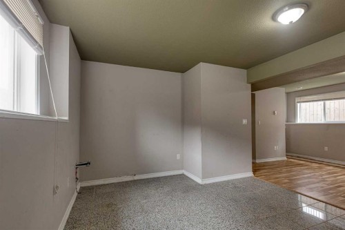 24 Mackenzie Crescent, Lacombe, AB - Indoor Photo Showing Other Room