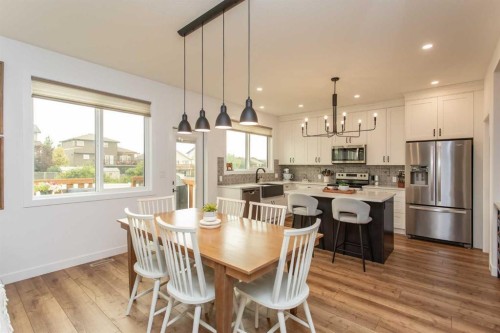 5925 Panorama Drive, Blackfalds, AB - Indoor Photo Showing Dining Room