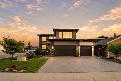 200 Vancouver Crescent, Red Deer, AB - Outdoor
