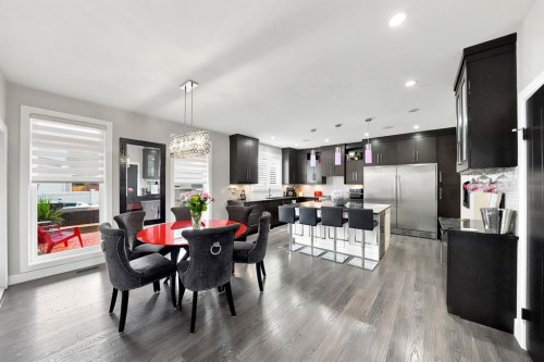 200 Vancouver Crescent, Red Deer, AB - Indoor Photo Showing Dining Room
