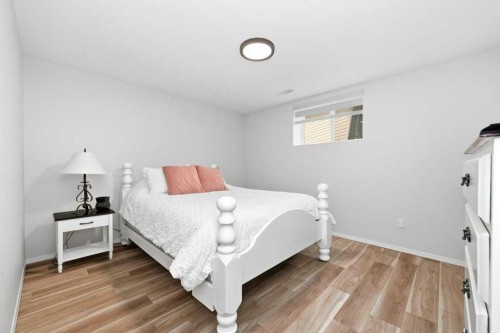 23 Dann Close, Red Deer, AB - Indoor Photo Showing Bedroom