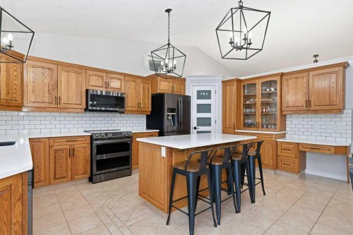23 Dann Close, Red Deer, AB - Indoor Photo Showing Kitchen