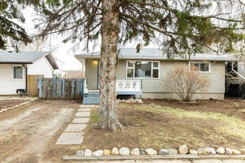 5209 Wilson Street, Blackfalds, AB - Outdoor
