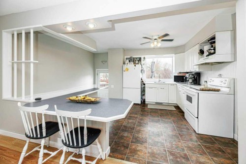 5209 Wilson Street, Blackfalds, AB - Indoor Photo Showing Other Room