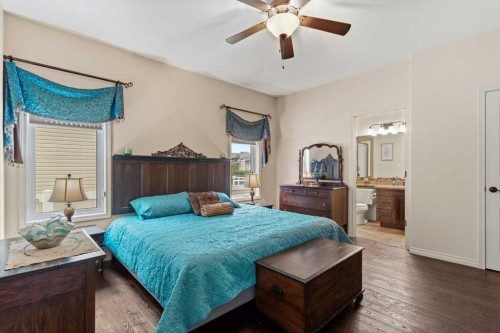 4112 45 Avenue, Sylvan Lake, AB - Indoor Photo Showing Bedroom