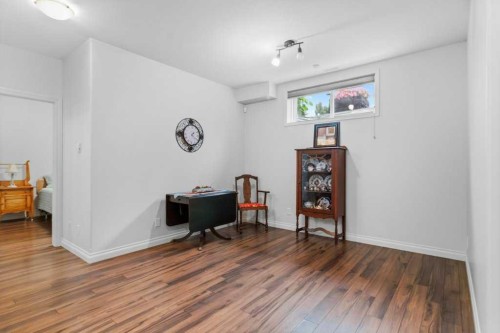 4112 45 Avenue, Sylvan Lake, AB - Indoor Photo Showing Other Room