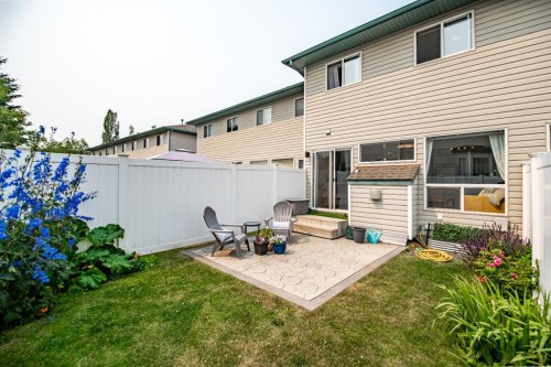 24-6300 Orr Drive, Red Deer, AB - Outdoor With Exterior