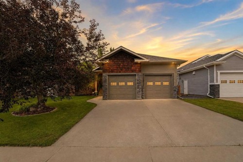 246 Addington Drive, Red Deer, AB - Outdoor