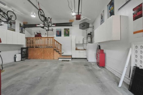 246 Addington Drive, Red Deer, AB - Indoor Photo Showing Garage