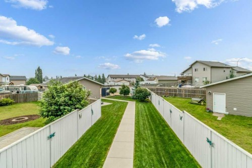 142 Ava Crescent, Blackfalds, AB 
