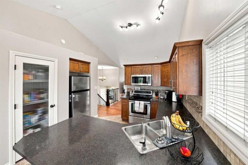 184 Timberstone Way, Red Deer, AB - Indoor Photo Showing Kitchen With Double Sink