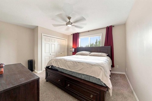 184 Timberstone Way, Red Deer, AB - Indoor Photo Showing Bedroom